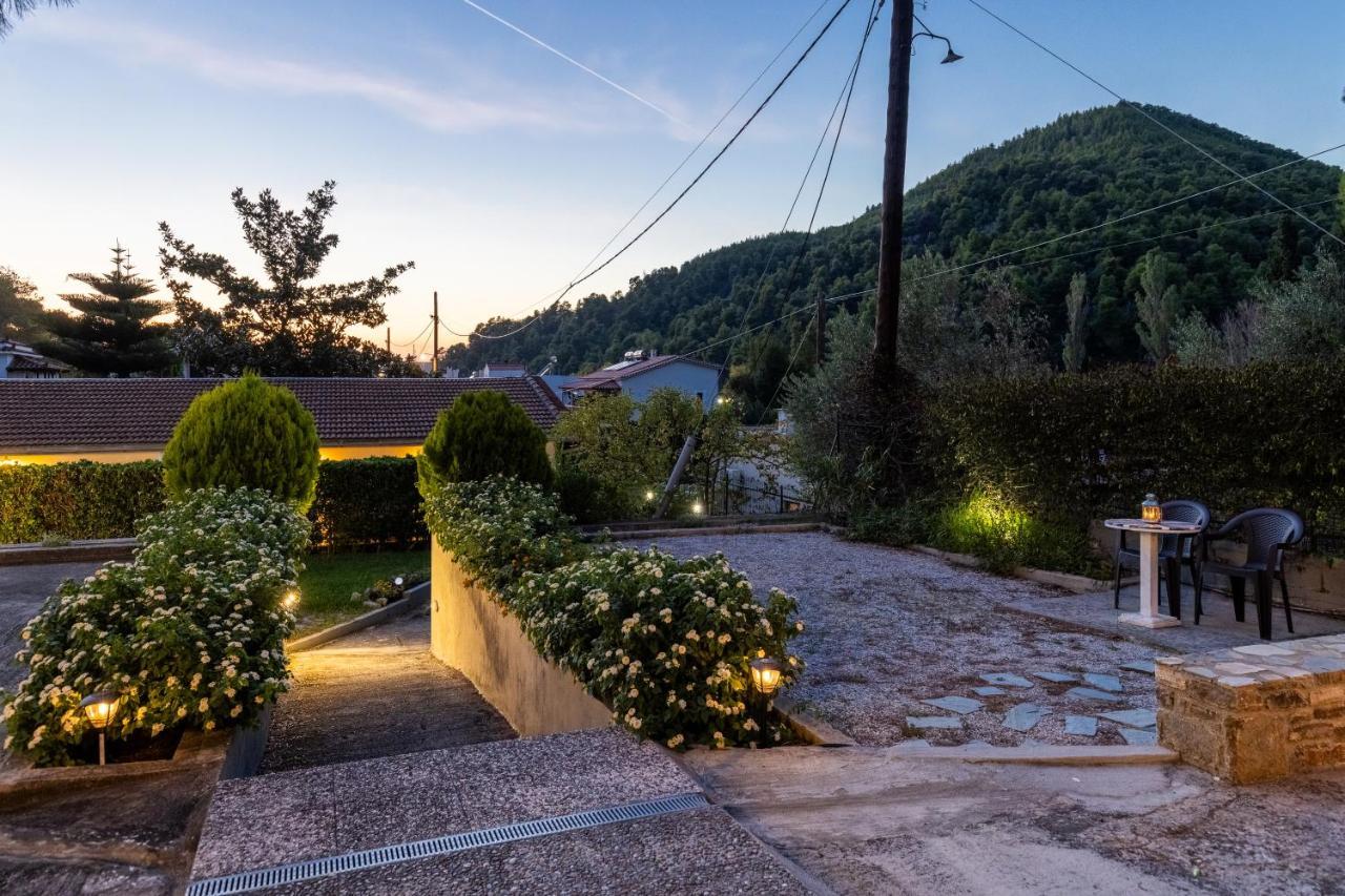 Skopelos Country House Diamantis & Chrisi Agnontas Eksteriør billede