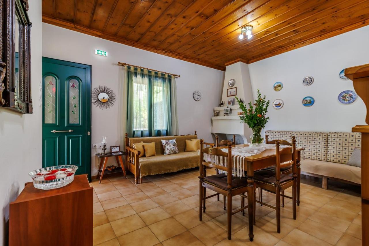 Skopelos Country House Diamantis & Chrisi Agnontas Eksteriør billede